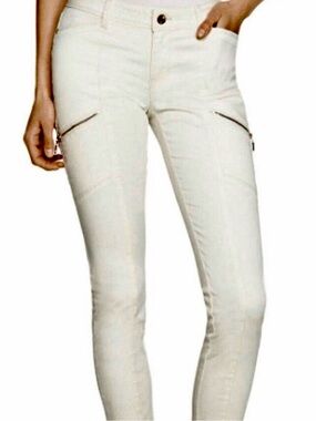 White House Black Market White Ankle Zip-Pocket Skinny Jeans